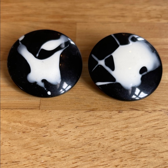Black and White Abstract Coasters - Picture 1 of 5